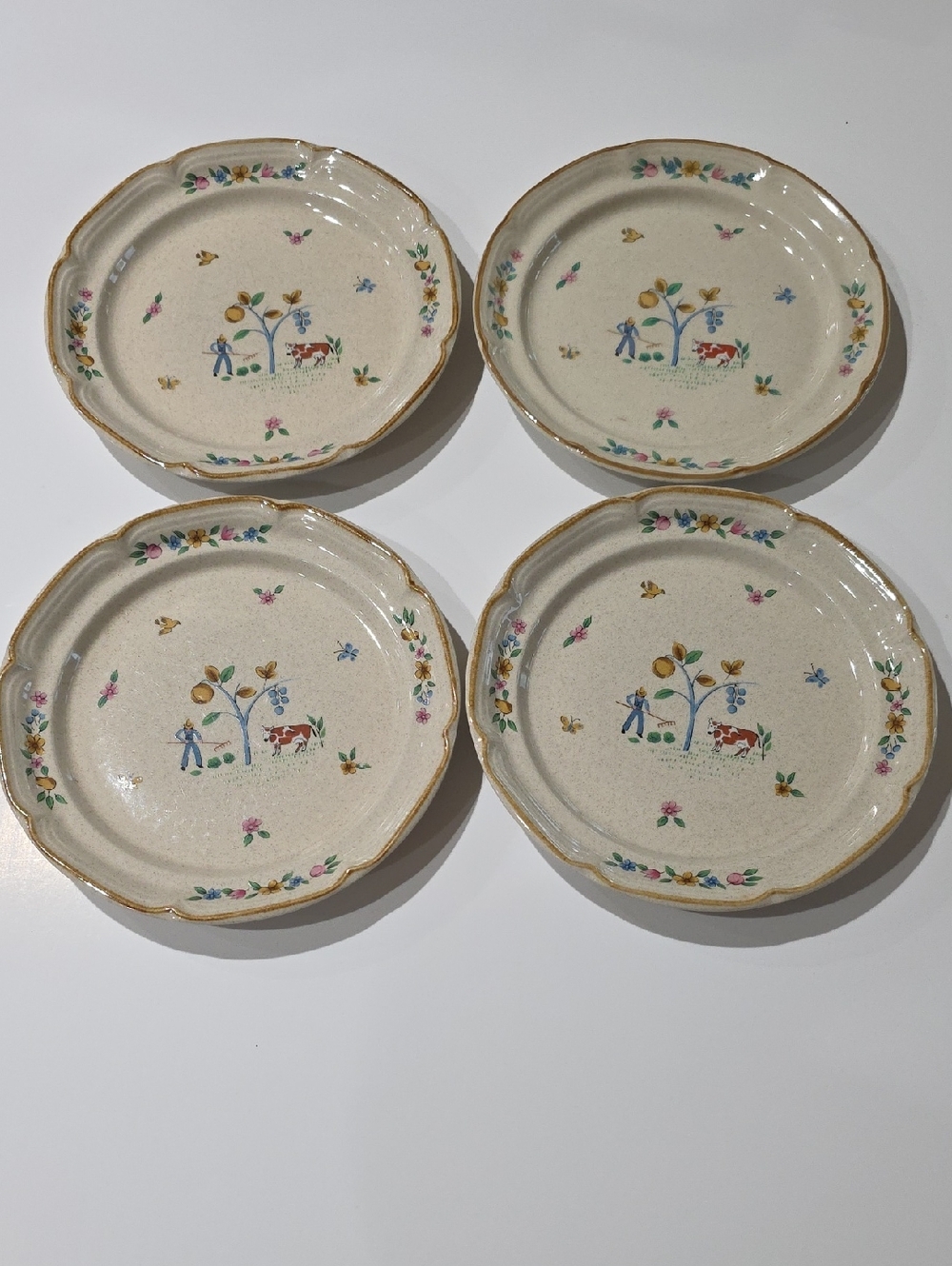 International Heartland Stoneware Dessert Plate -  Farmer Cow